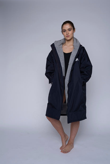 Adult Xero Degrees Insulated ¾ Length Changing Robe Dry Robe {XO-CH911}
