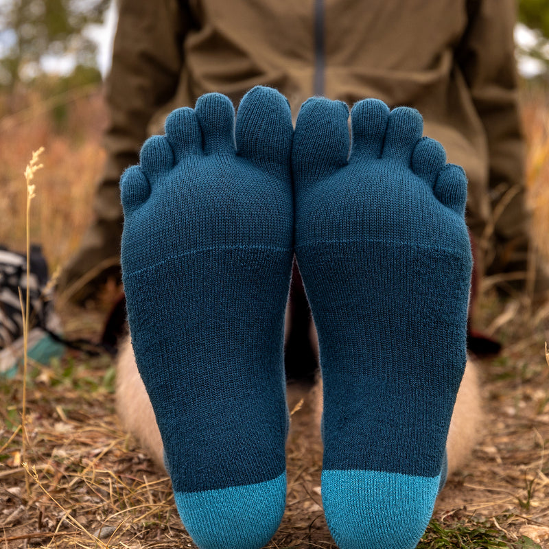 Injinji Men's Mid-Weight Trail Run Mini-Crew Toe Socks (INJ-TR-MC)